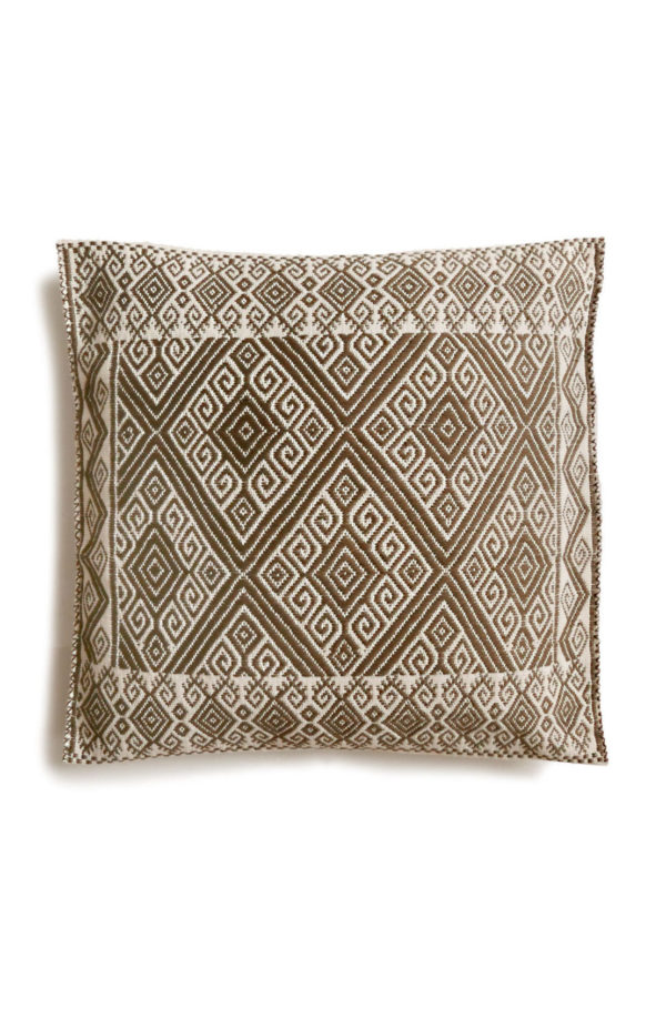 Mexican-Cushion - www.nidocollective.com #embroideredcushion #backstrapweaving #mexicancushion
